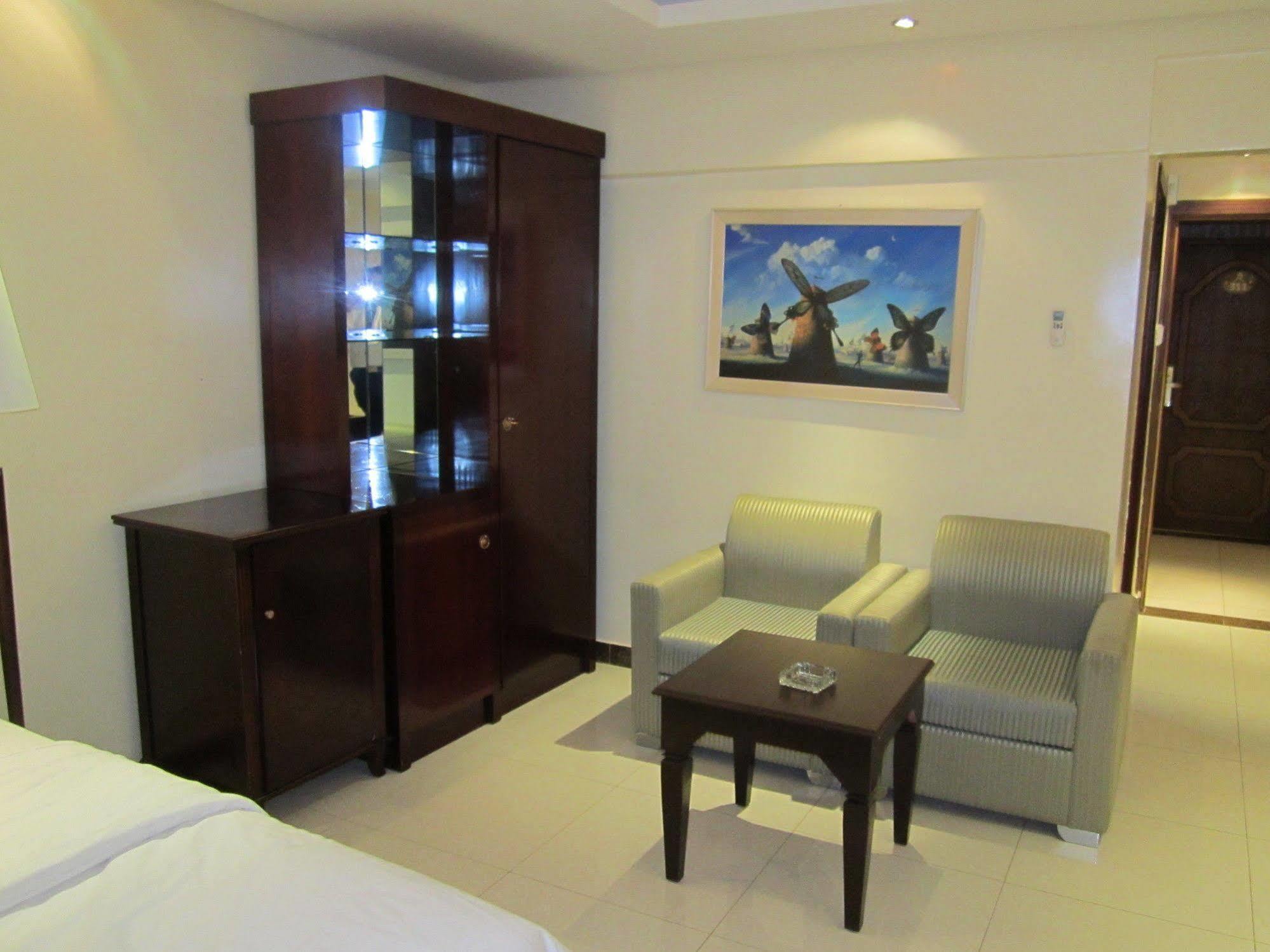 Al Salam Hotel 리야드 외부 사진