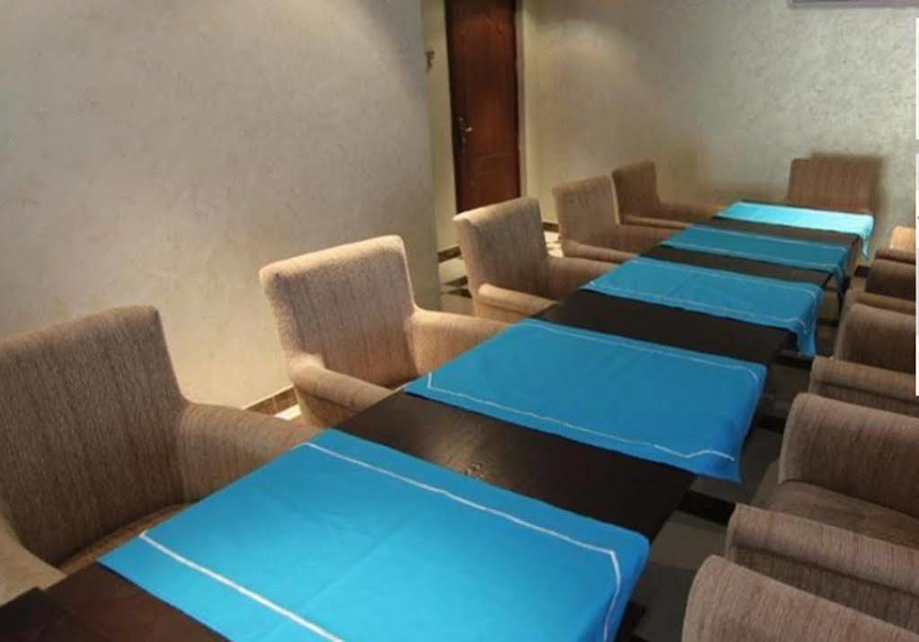 Al Salam Hotel 리야드 외부 사진